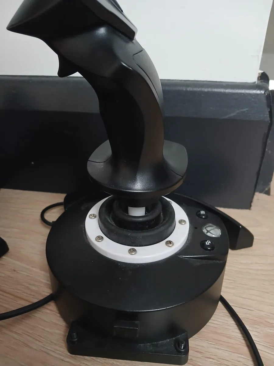 Thrustmaster T.Flight Hotas One Joystick and Throt - Image 2