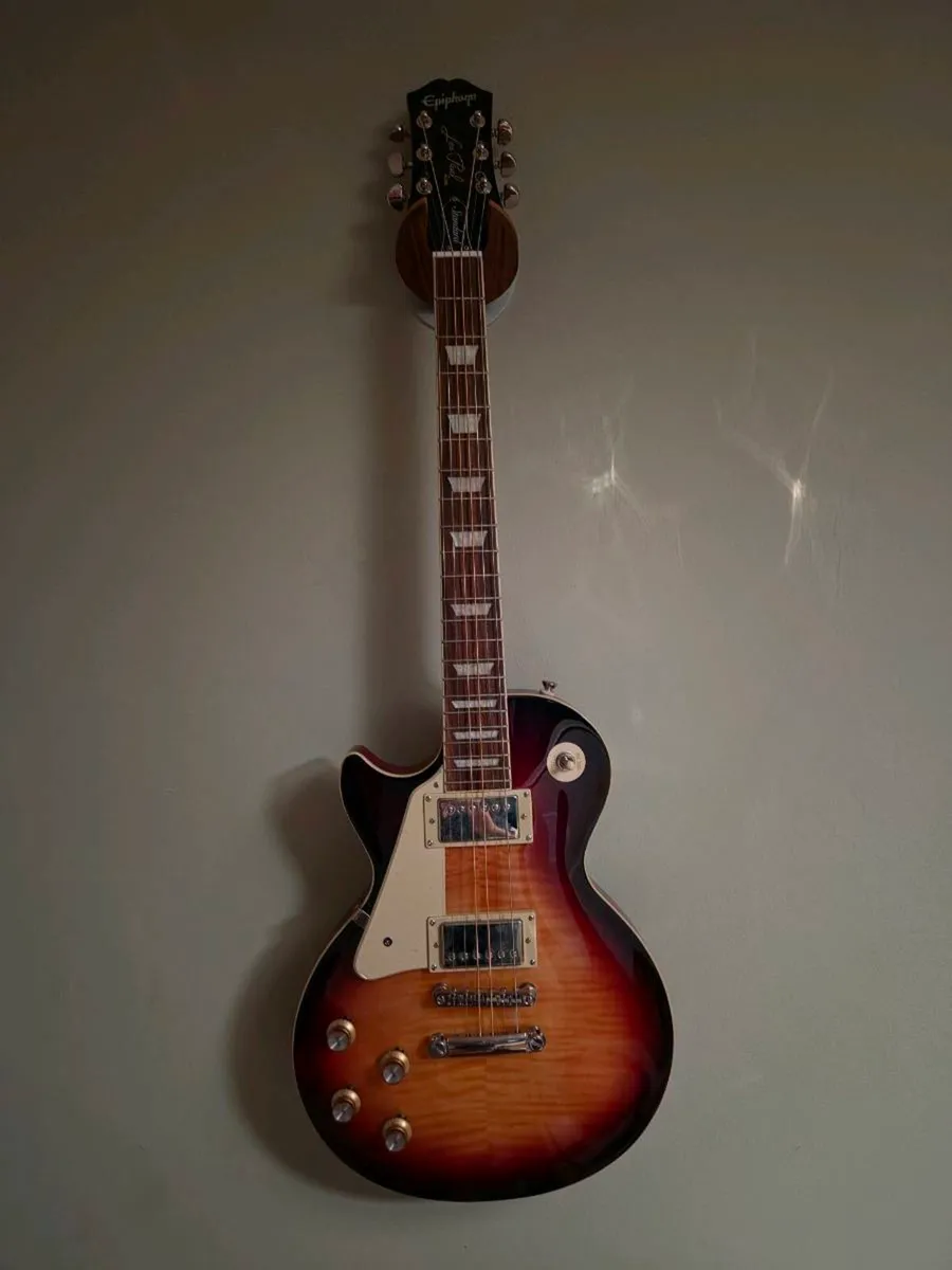 Left handed epiphone les paul guitar