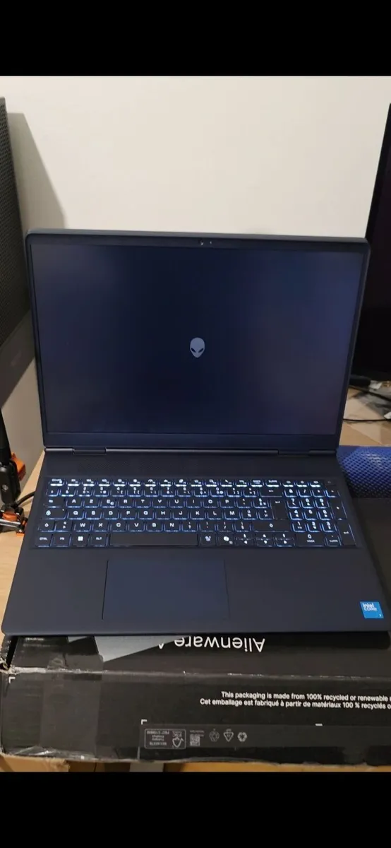 Alienware 16 Aurora | i7-240H | RTX 5060 8GB | 16G - Image 1