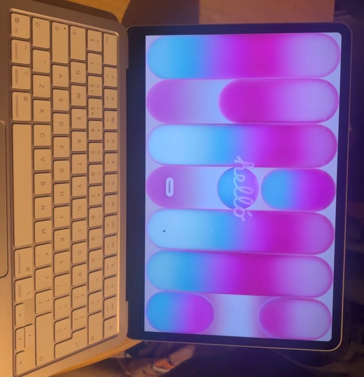 MacBook Neo pink/blush - Image 1