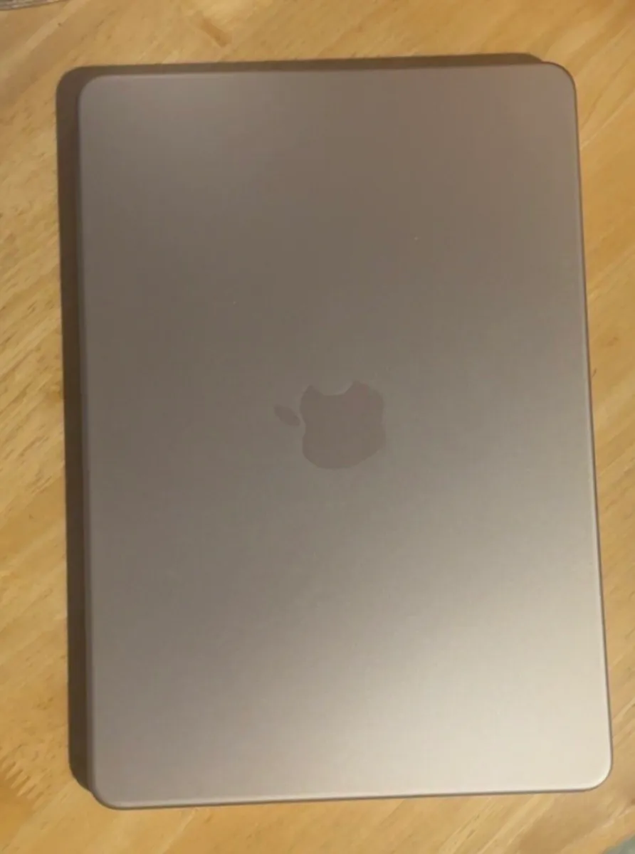 MacBook Neo pink/blush - Image 3
