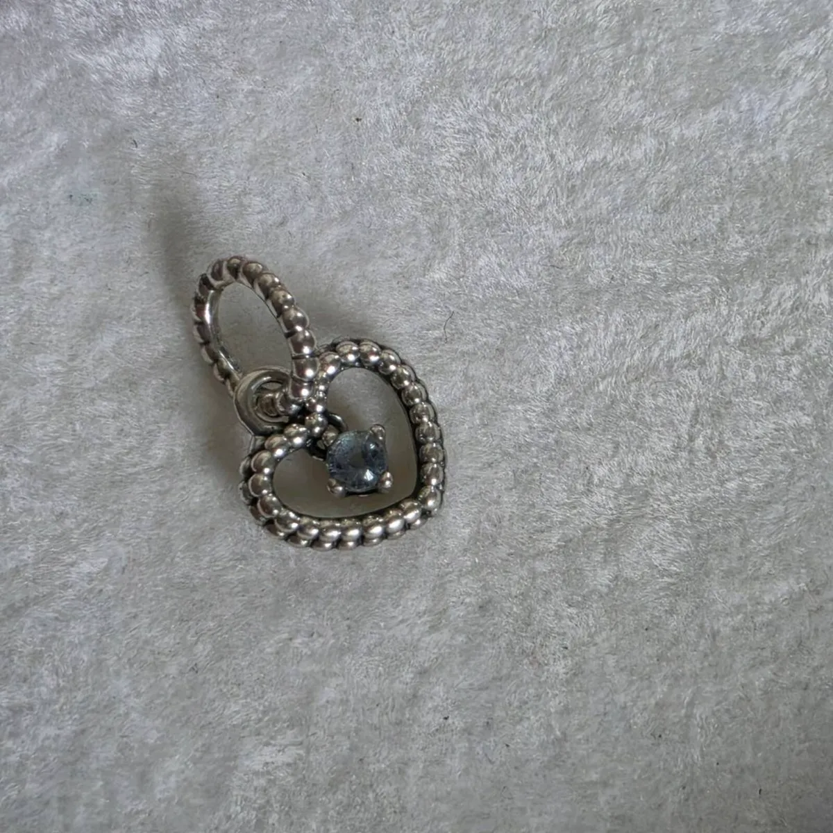 Pandora silver heart charm with blue gemstone - Image 2