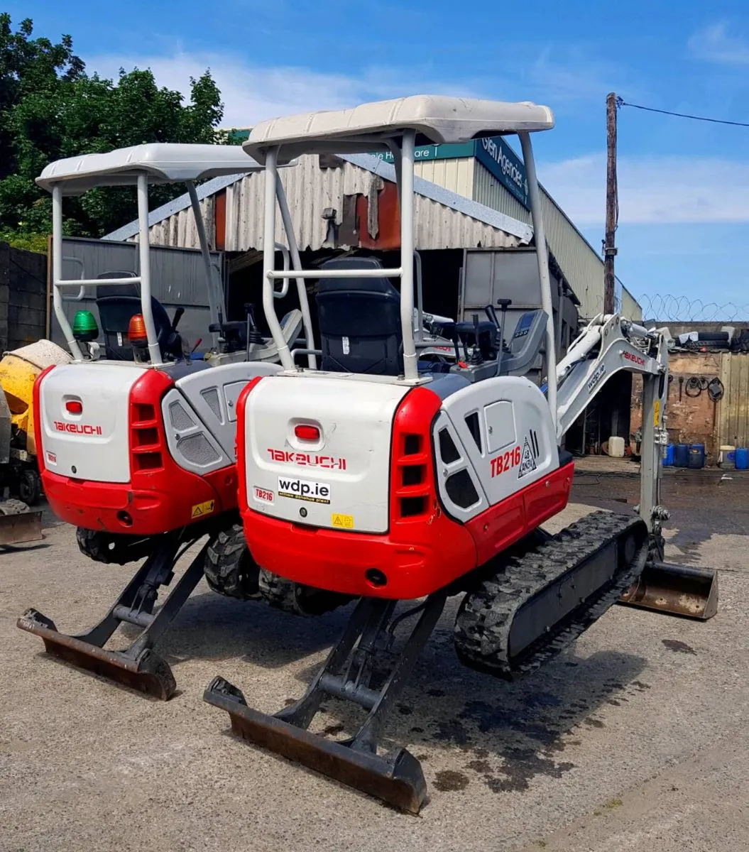 Takeuchi mini digger - Image 1