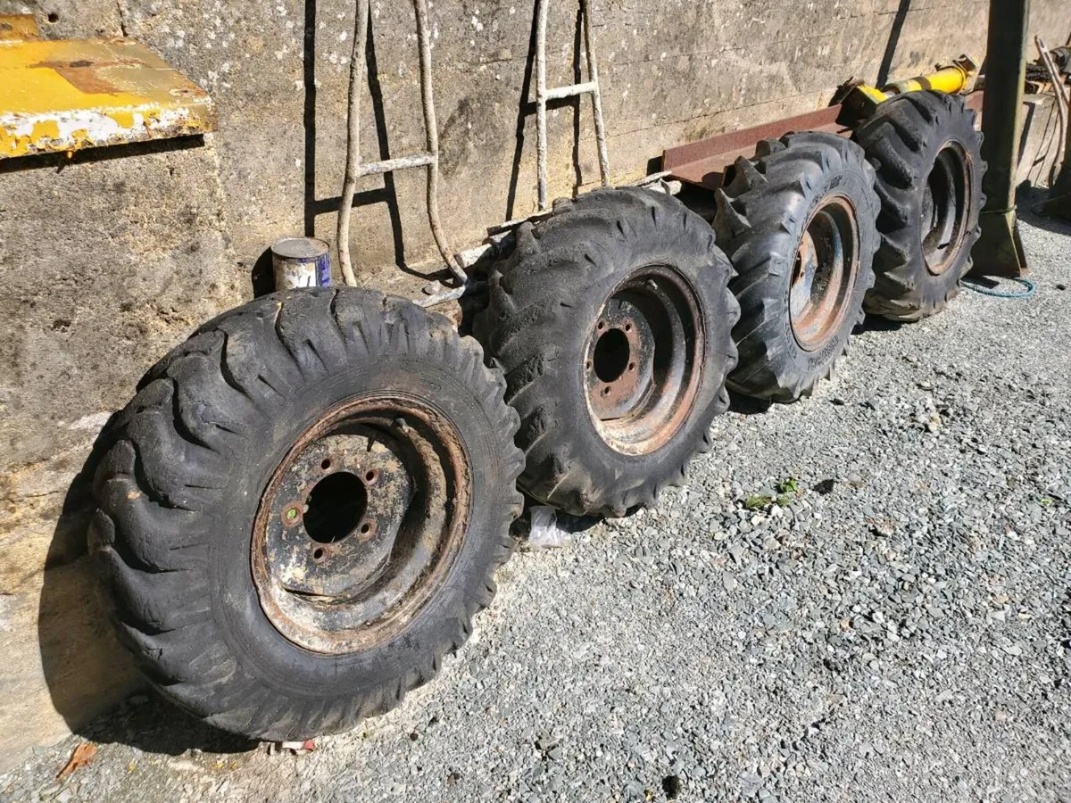 Dumper wheels and axles - Image 3