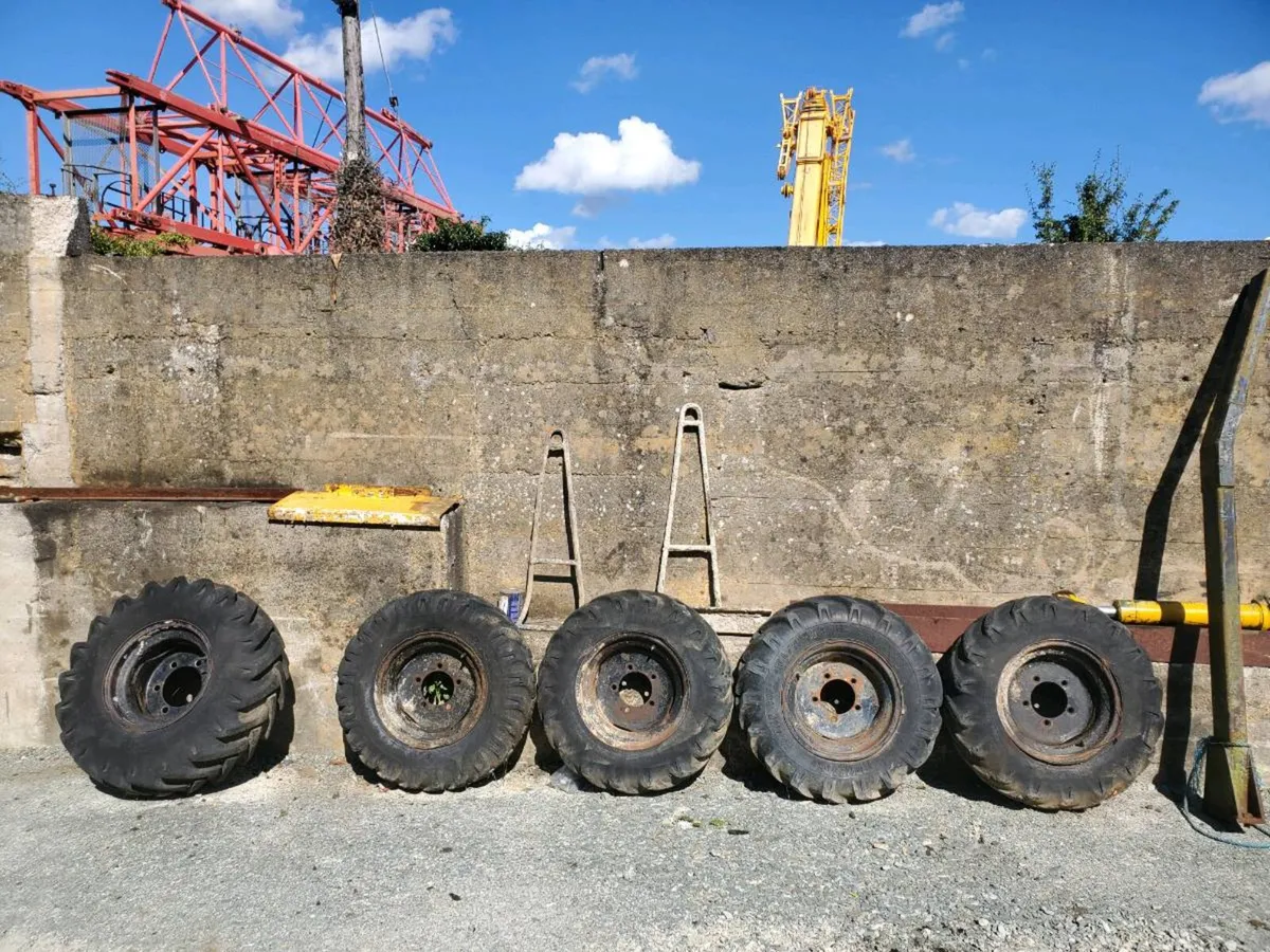 Dumper wheels and axles - Image 4