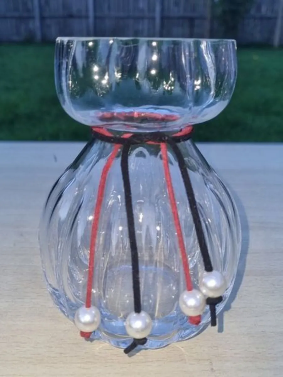 Vase designed by Maria Petterson  SEA Glasbruk - Image 1