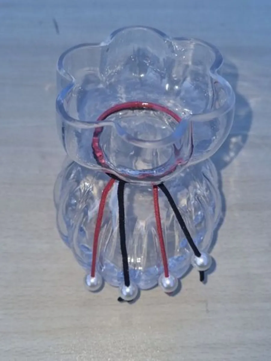 Vase designed by Maria Petterson  SEA Glasbruk - Image 4