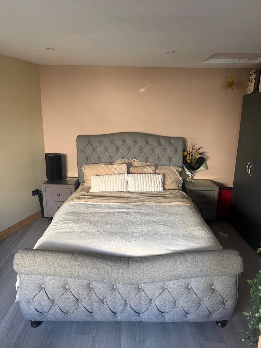 Bedframe plus 2 lockers €750 or nearest offer - Image 3