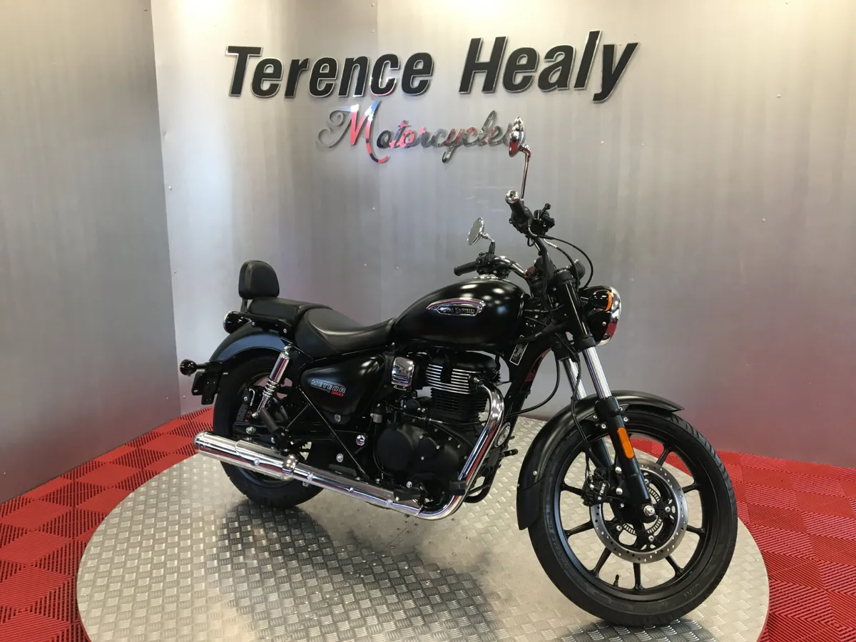 2023 Royal Enfield Meteor 350 - Image 1