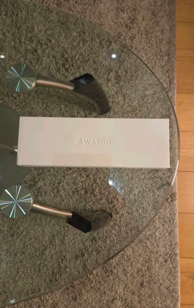 Apple Watch 12 42MM IRISH - Image 1