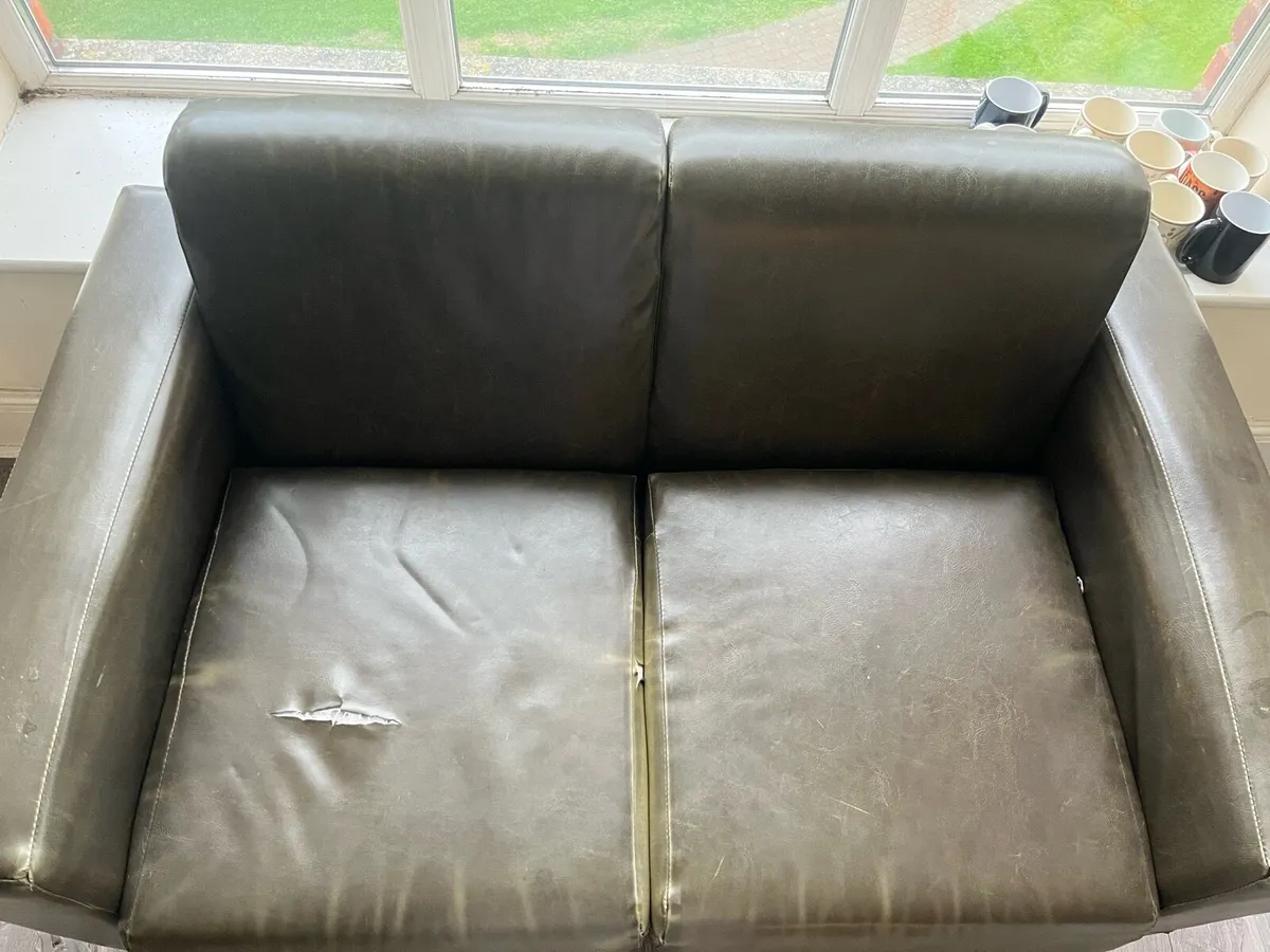2 seater sofa / couch FOR FREE - Image 4