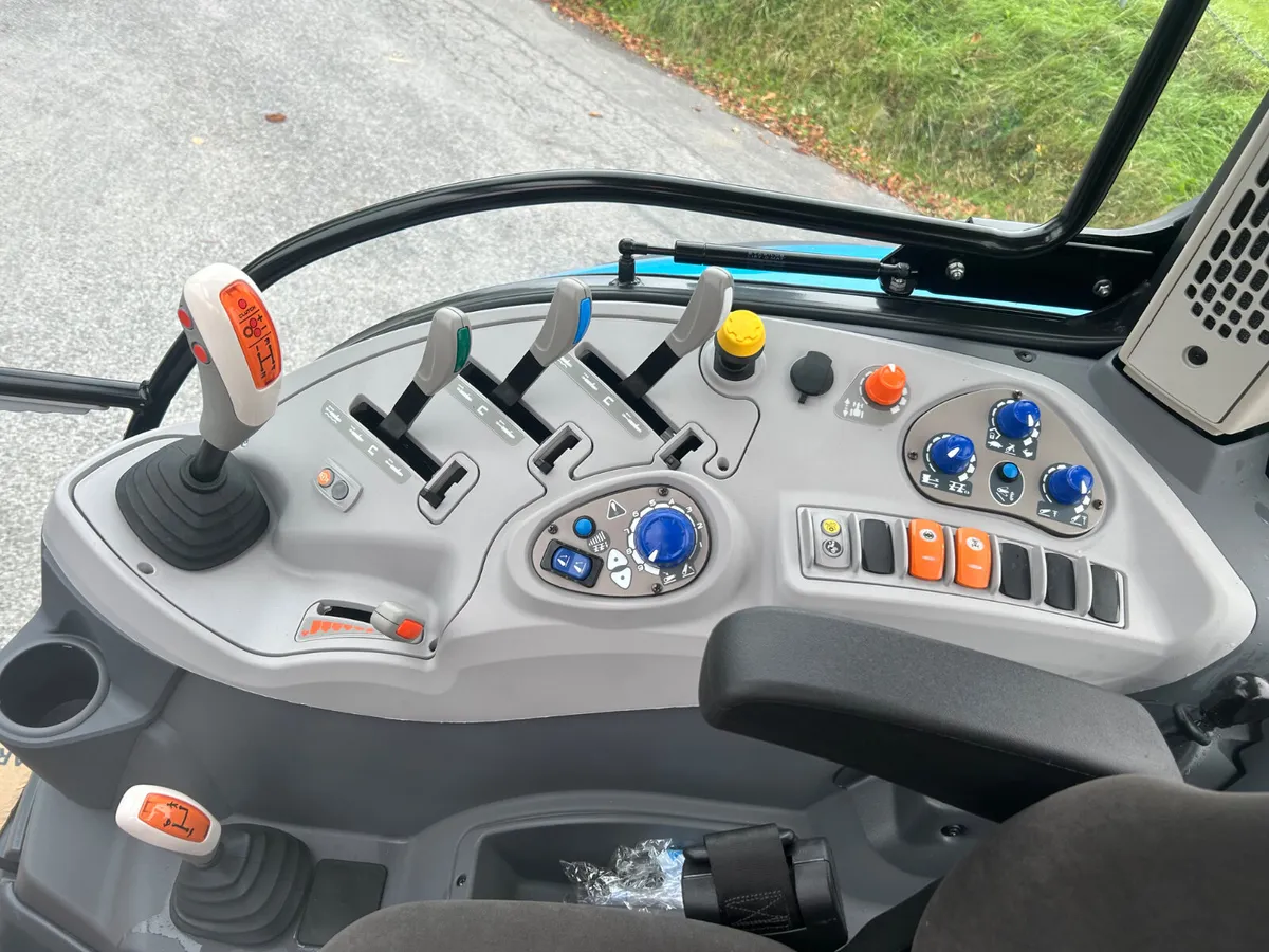 New Landini 6-135H - Image 4