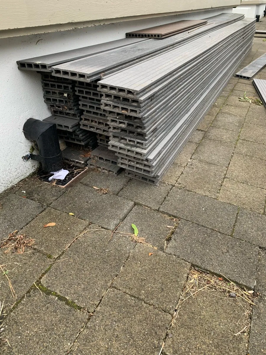 Composite decking - Image 1
