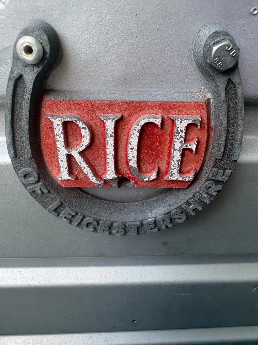 Old style rice horse box - Image 2