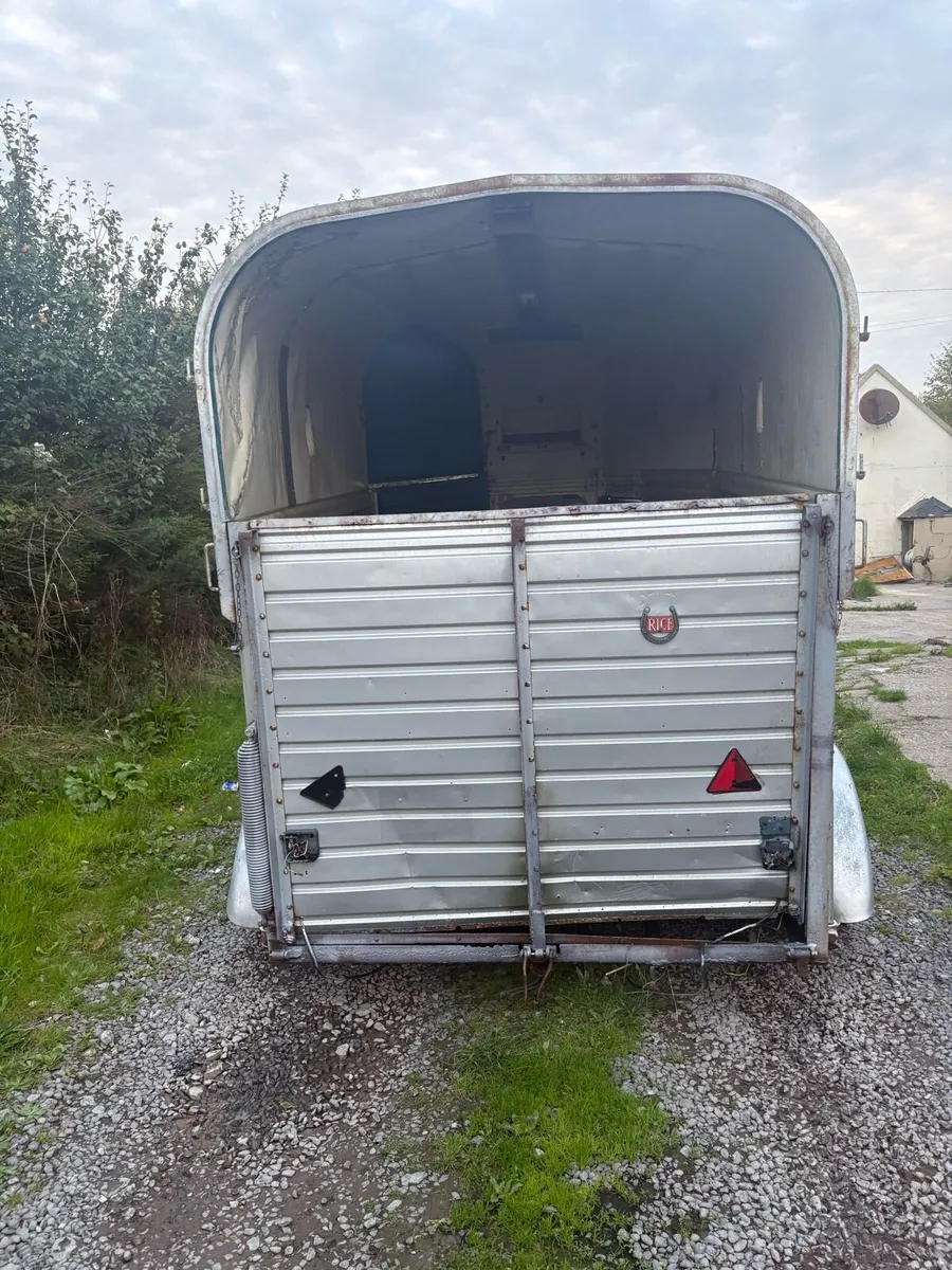 Old style rice horse box - Image 4