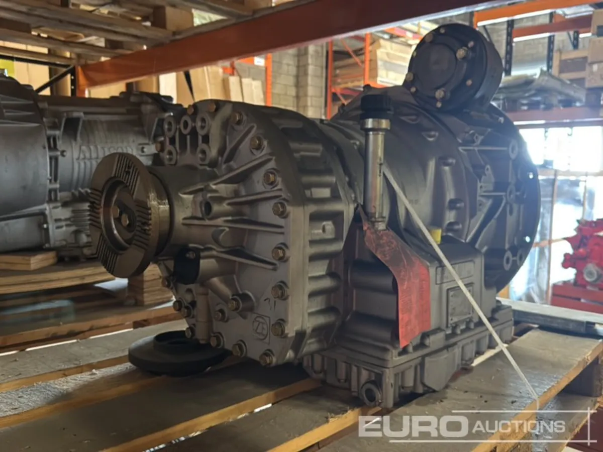 ZF Gearbox to suit Hino - Image 4