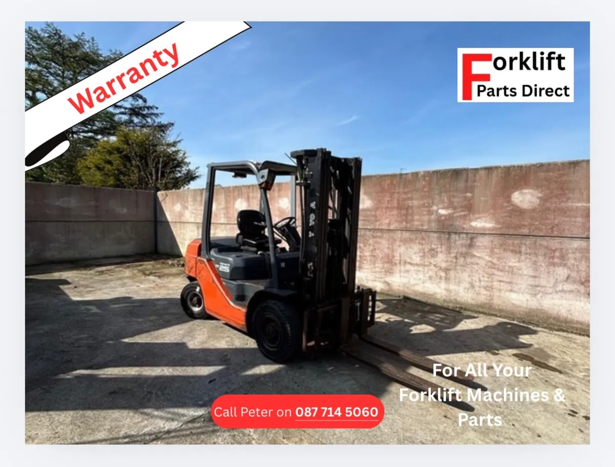 Toyota 2.5 ton diesel forklift - Image 1