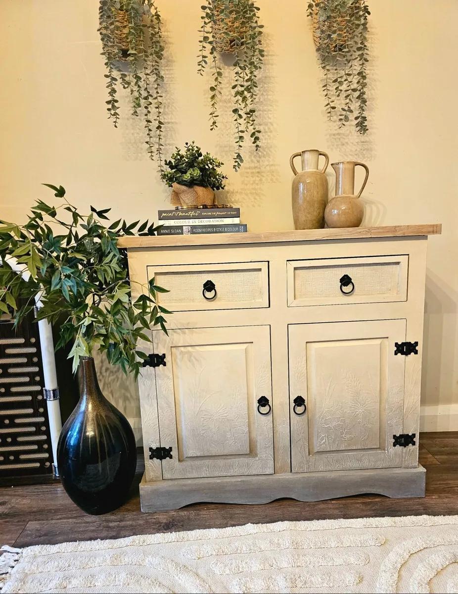 Mexican pine cabinet - Image 3