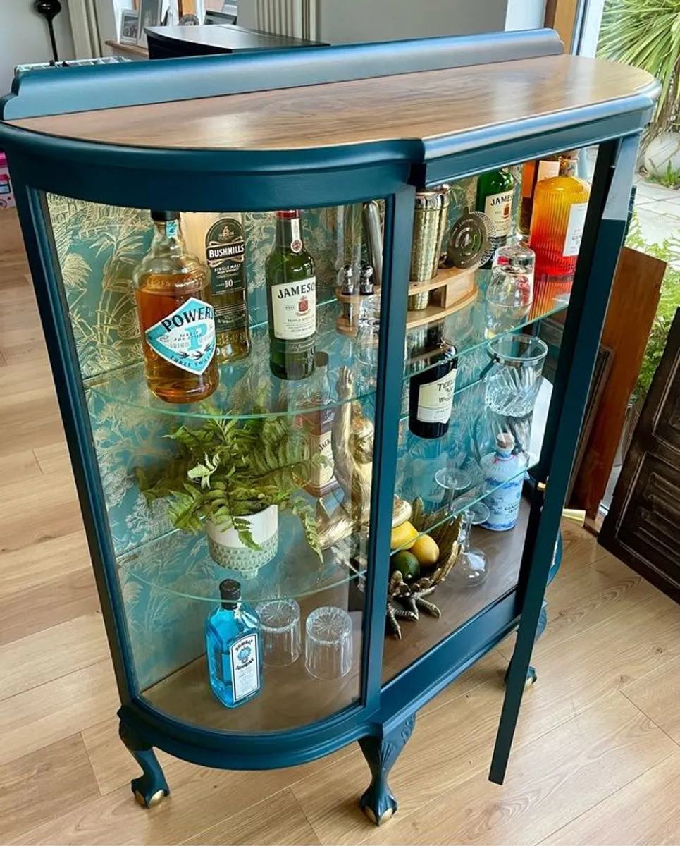 1940's drinks/display cabinet - Image 4
