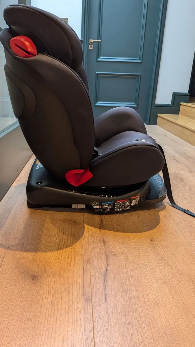Ickle Bubba 360 Rotating ISOFIX CarSeat from Birth - Image 2