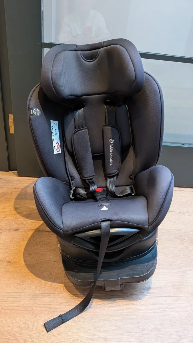 Ickle Bubba 360 Rotating ISOFIX CarSeat from Birth - Image 1