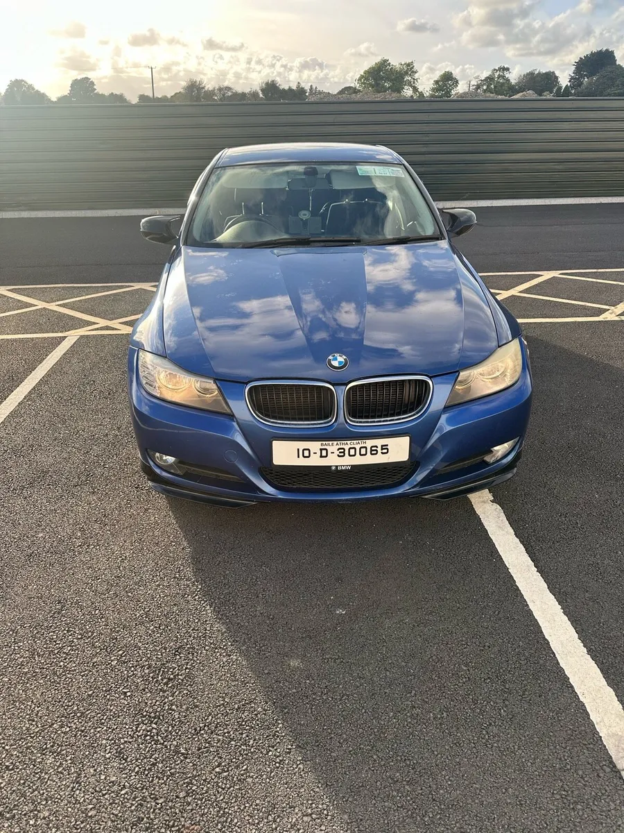 BMW E90 - Image 1