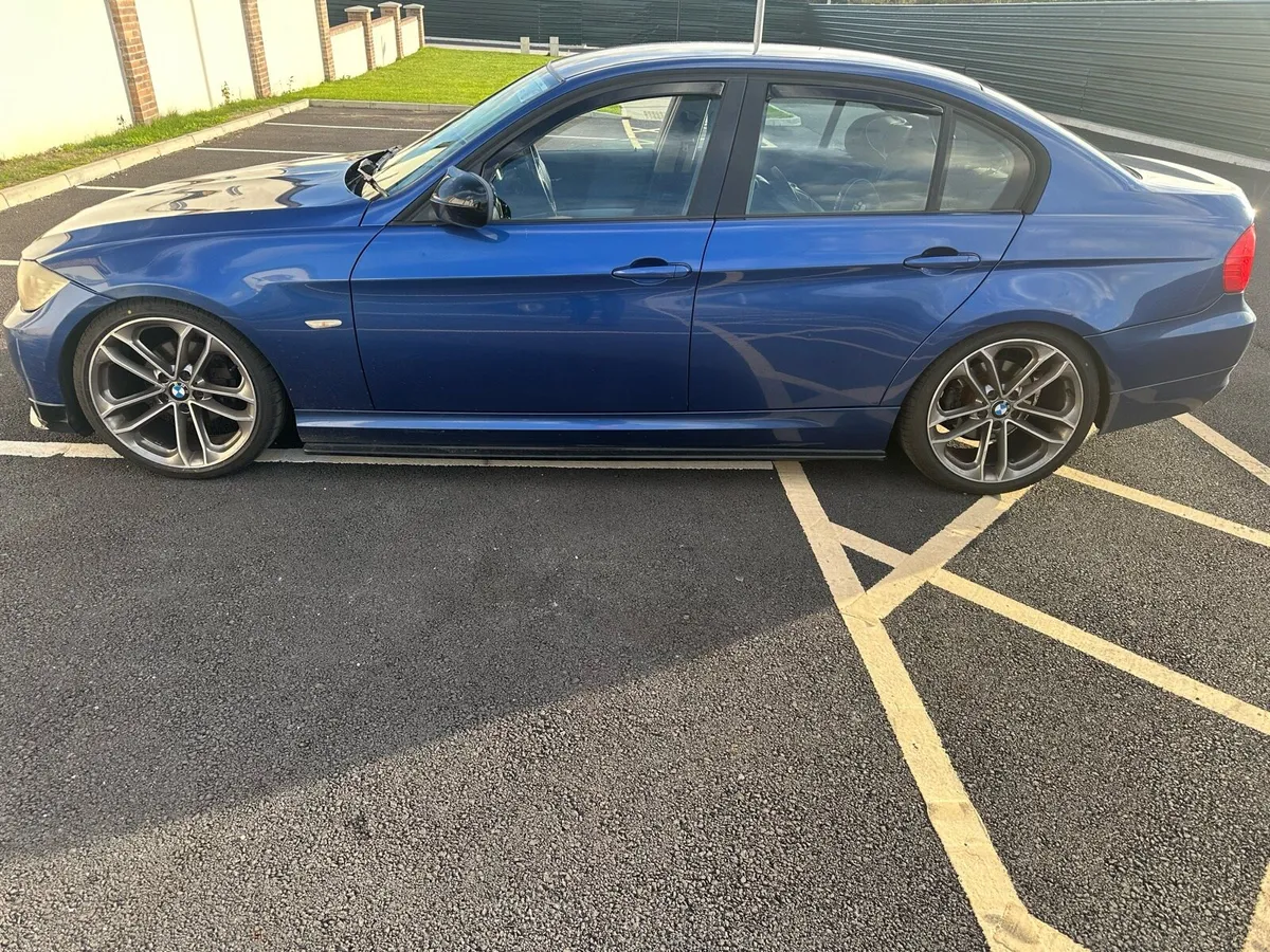 BMW E90 - Image 4