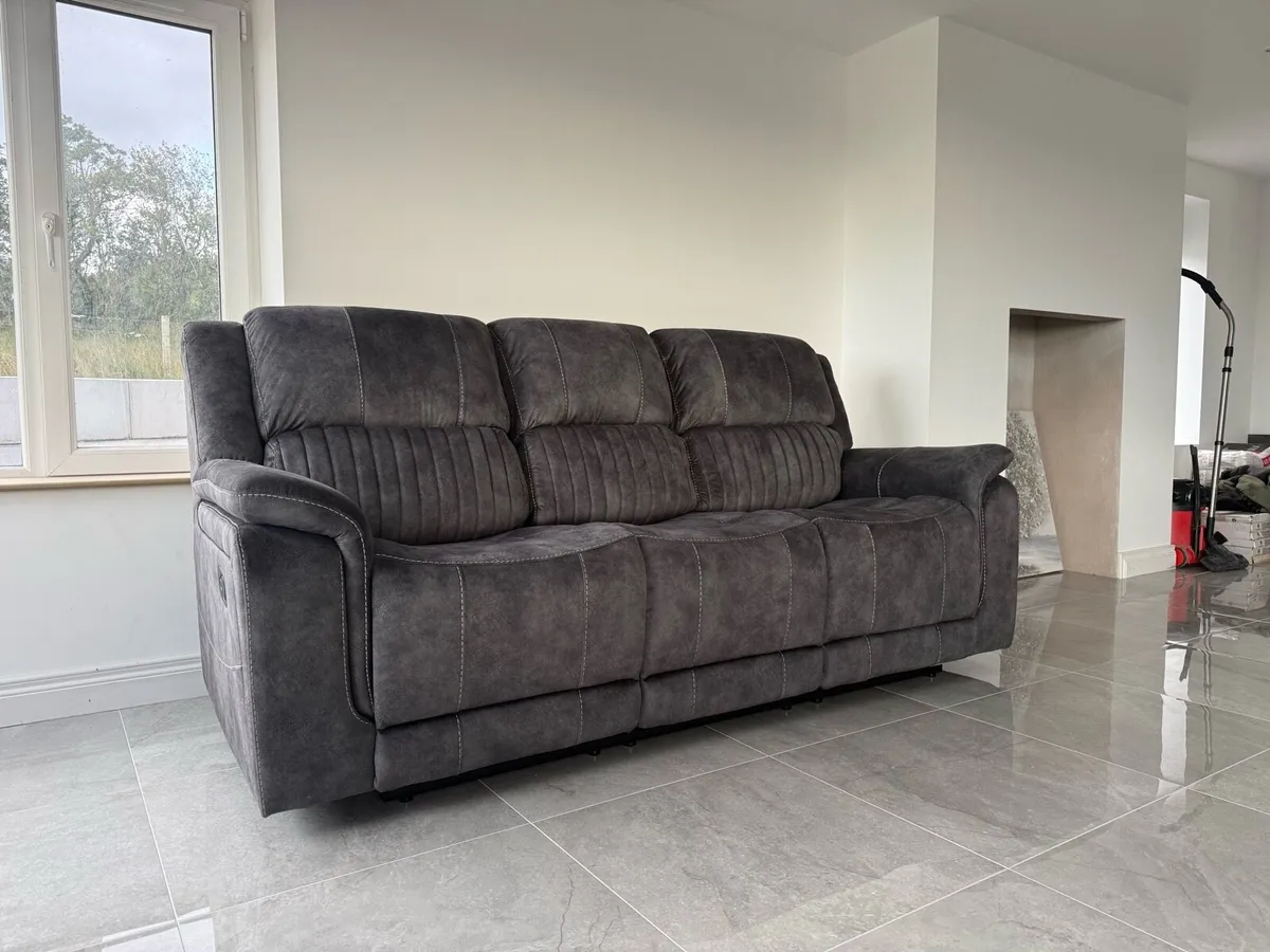 NEW SOFAS -SAVE €500 | FREE DELIVERY - Image 2