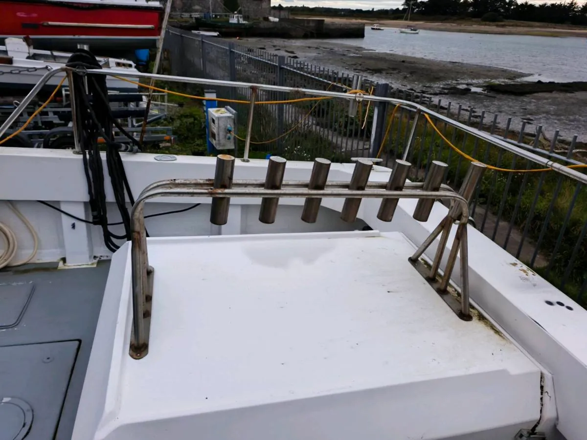 Boat rod holder - Image 1