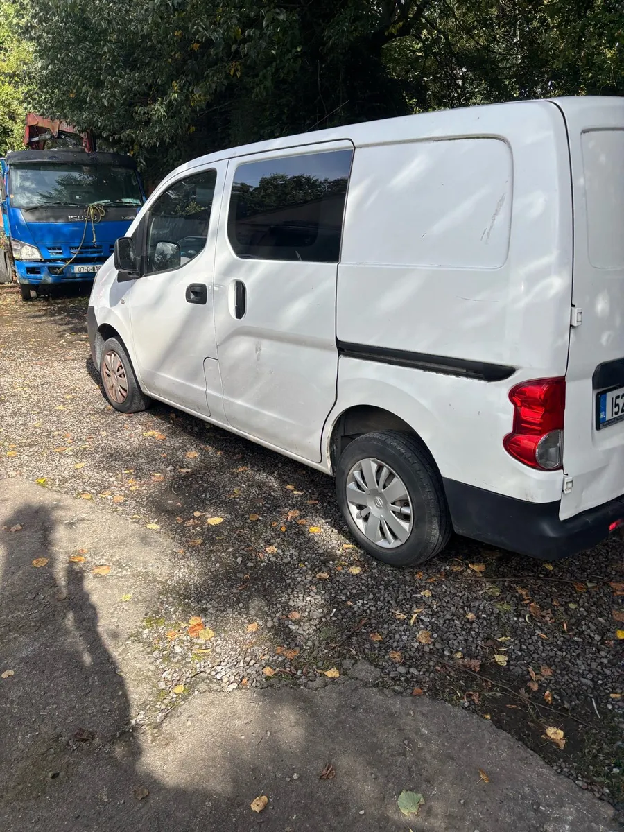 2015 Nissan NV200 - Image 3