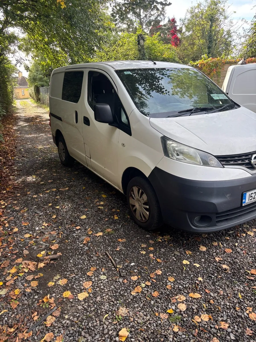 2015 Nissan NV200 - Image 2