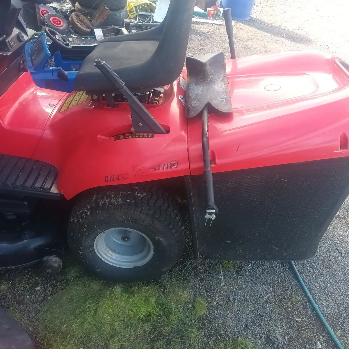 Ride on mower - Image 4