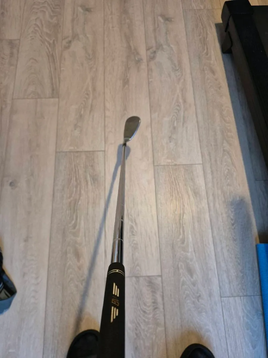 Taylormade Vokey 52 degree Wedge - Image 3