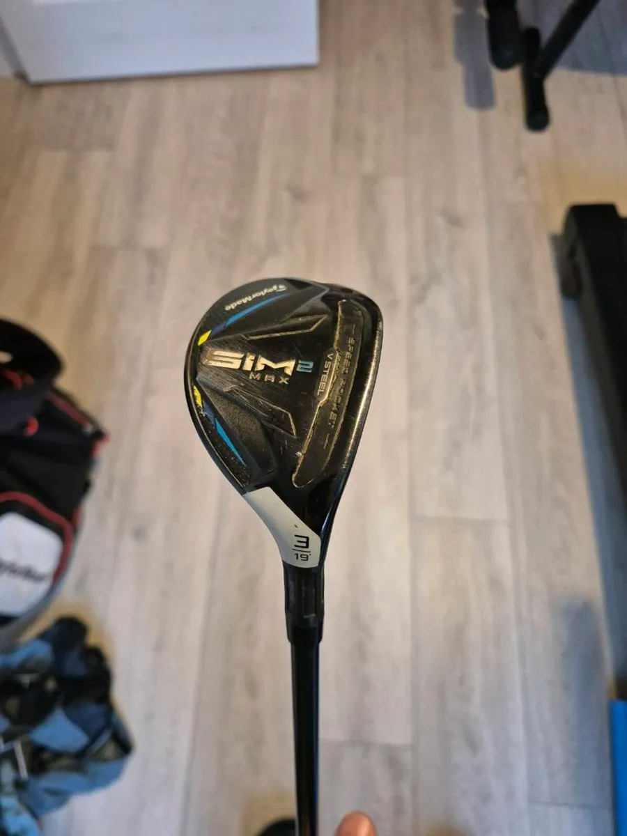 Taylormade Sim2 Max 3 Hybrid - Image 1