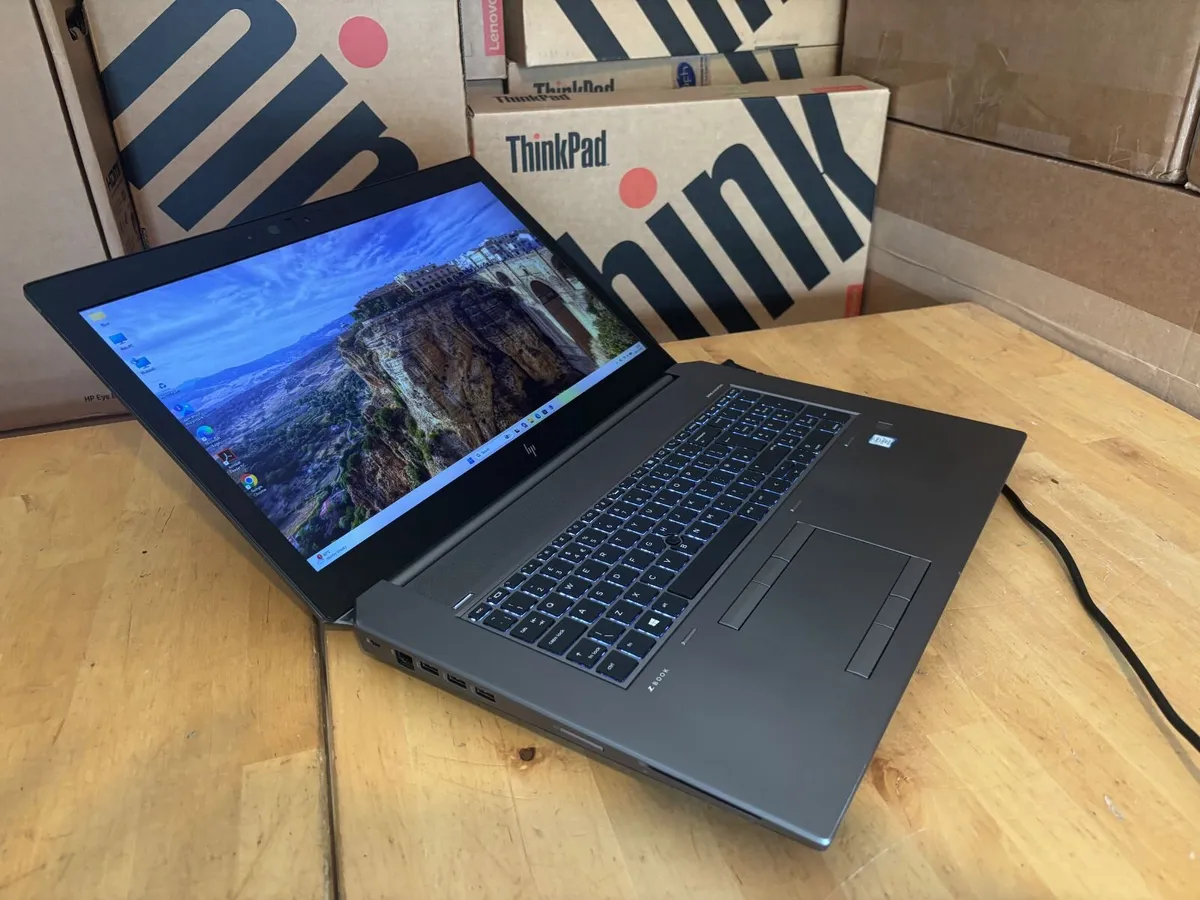 HP zBook 17 Engineering Laptops-i7-6Gb Graphics - Image 2