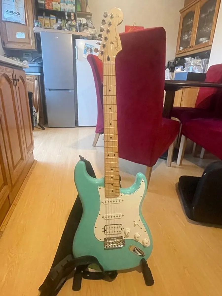 Fender Player Stratocaster HSS SFG- Seafoam Green - Image 2