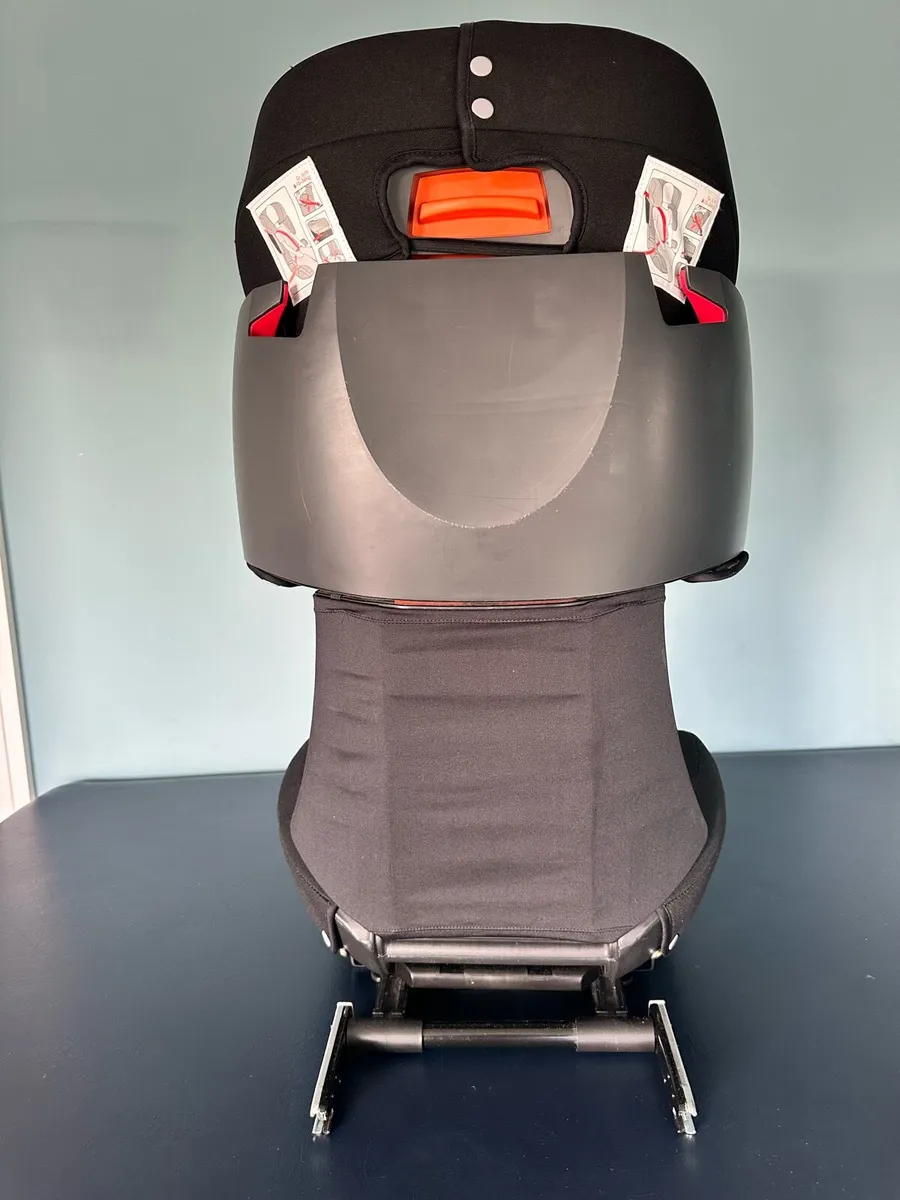 CybeX Silver Isofix Car Seat 15-36kg - Image 4