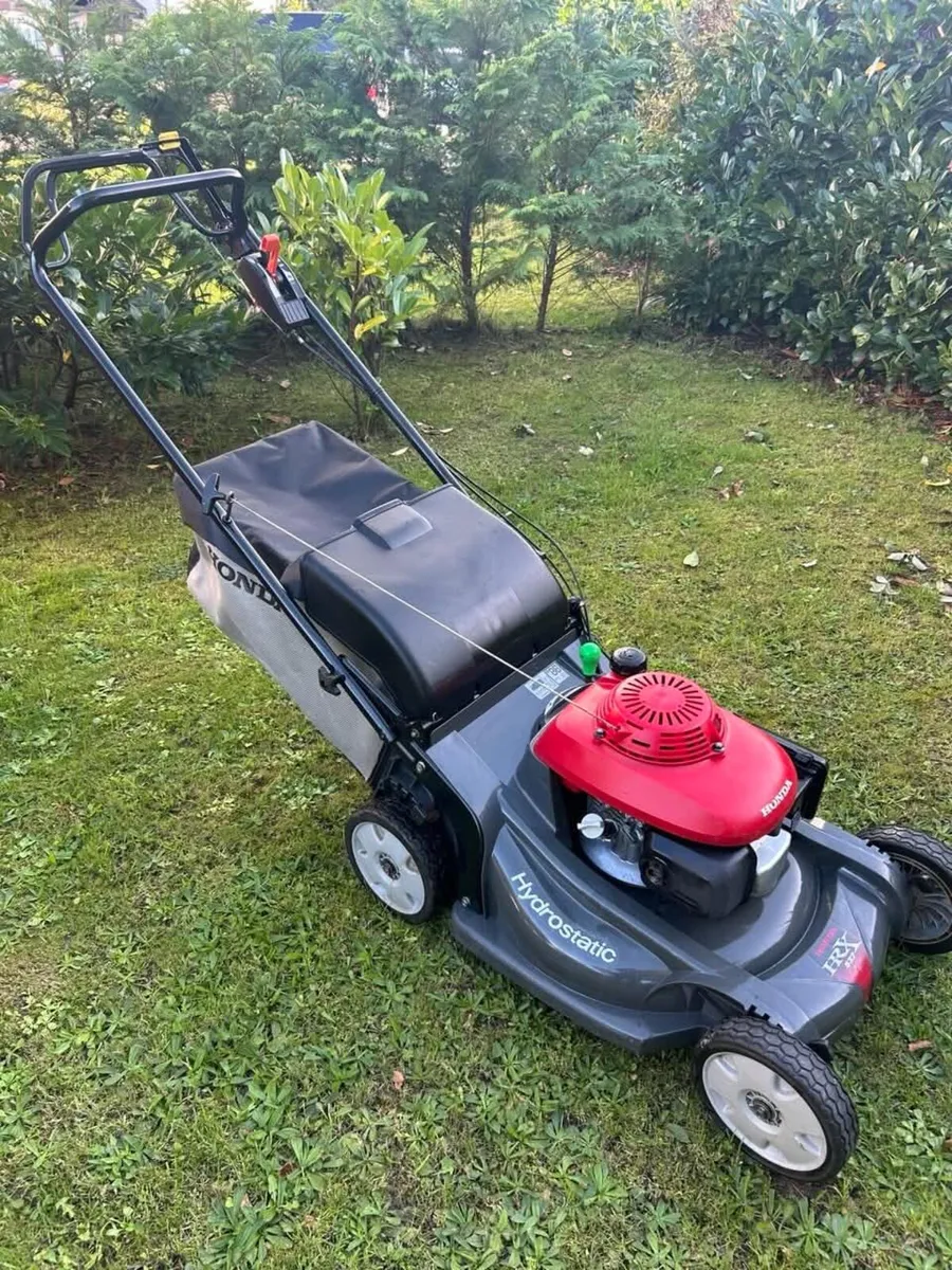 Honda HRX 537 Lawnmower - Image 2