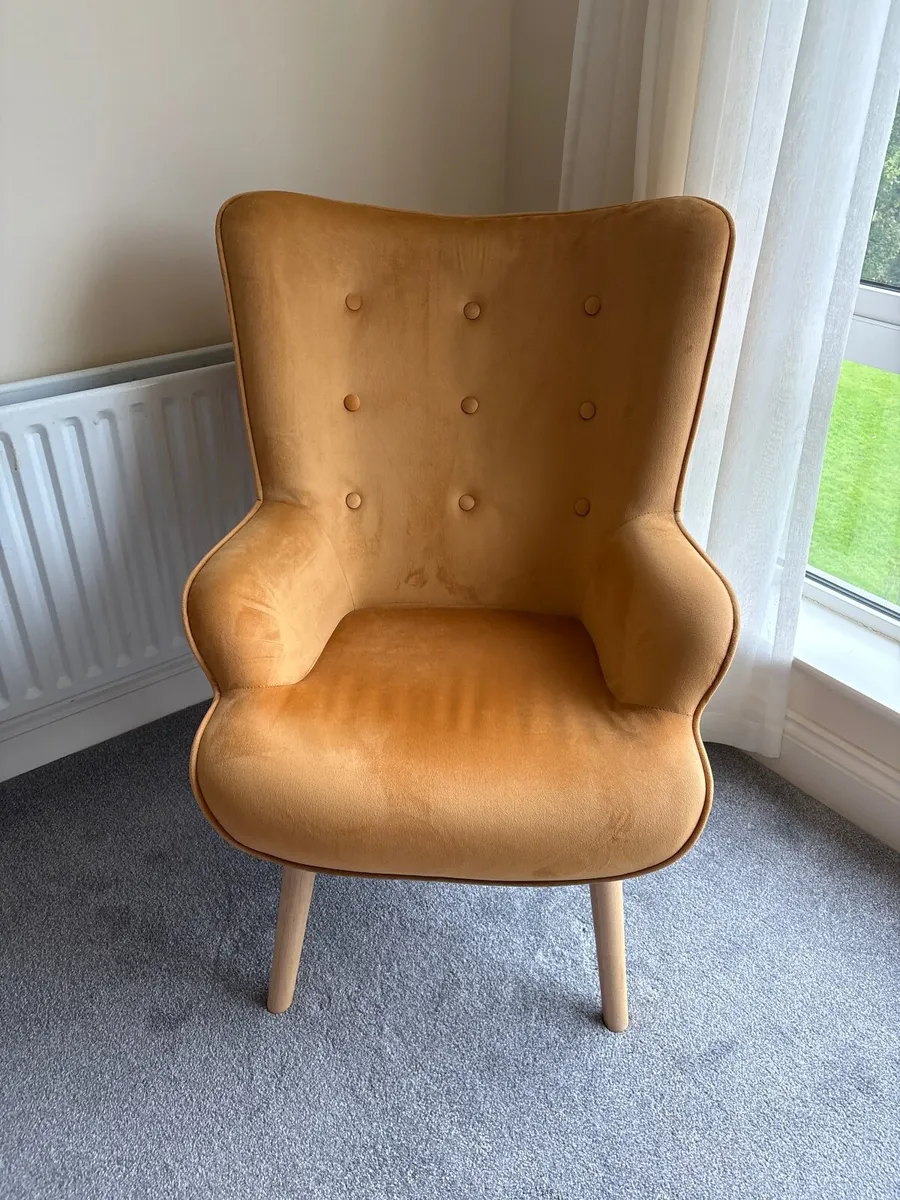 Mustard velvet  accent armchair - Image 1