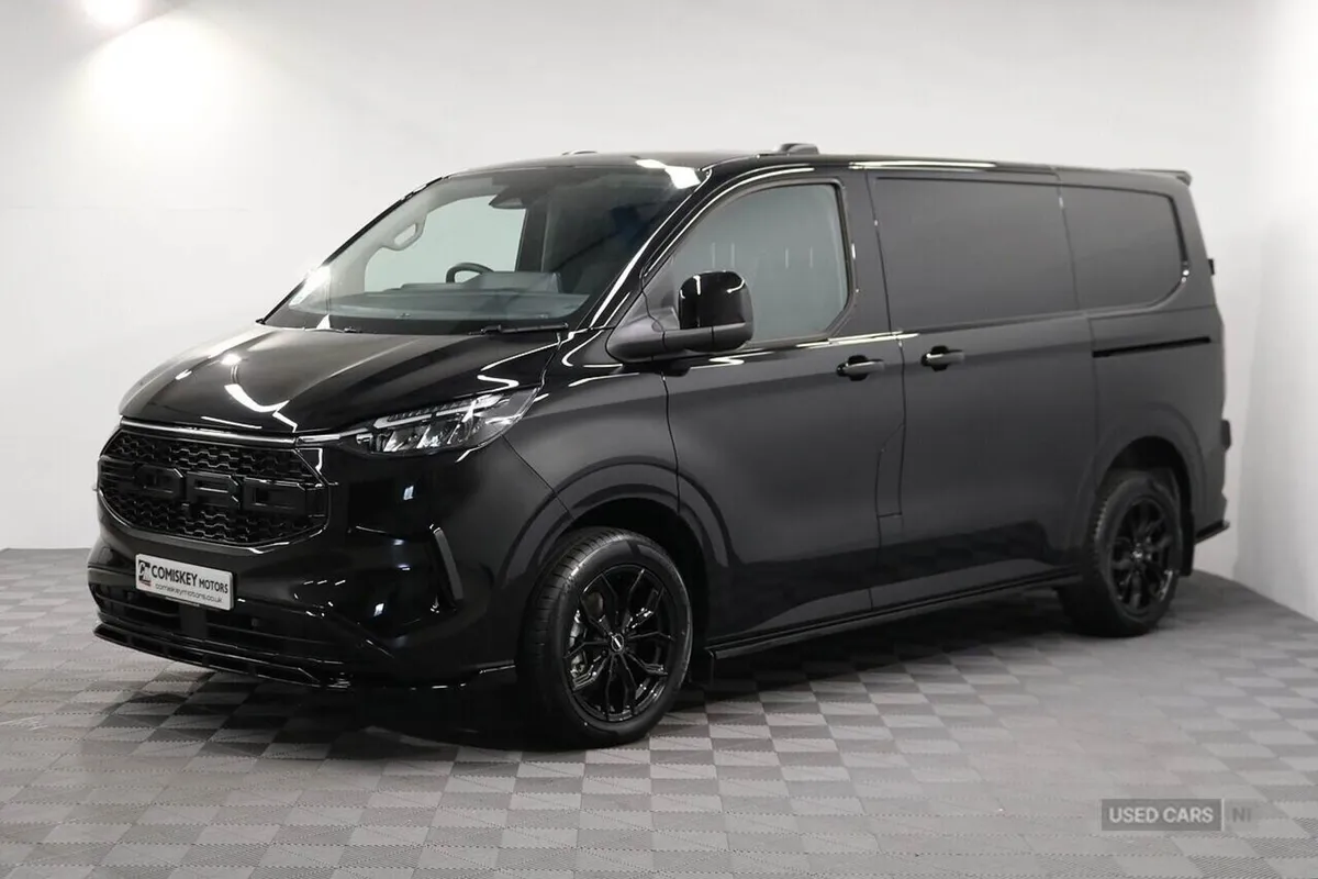 Ford Transit Custom 320 EcoBlue Limited - Image 3