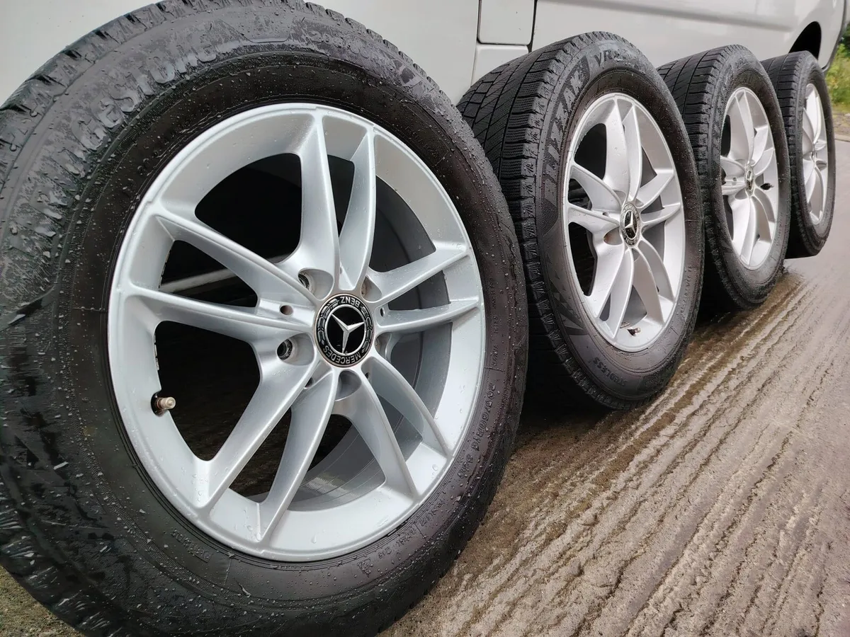 Mercedes alloy wheels - Image 1