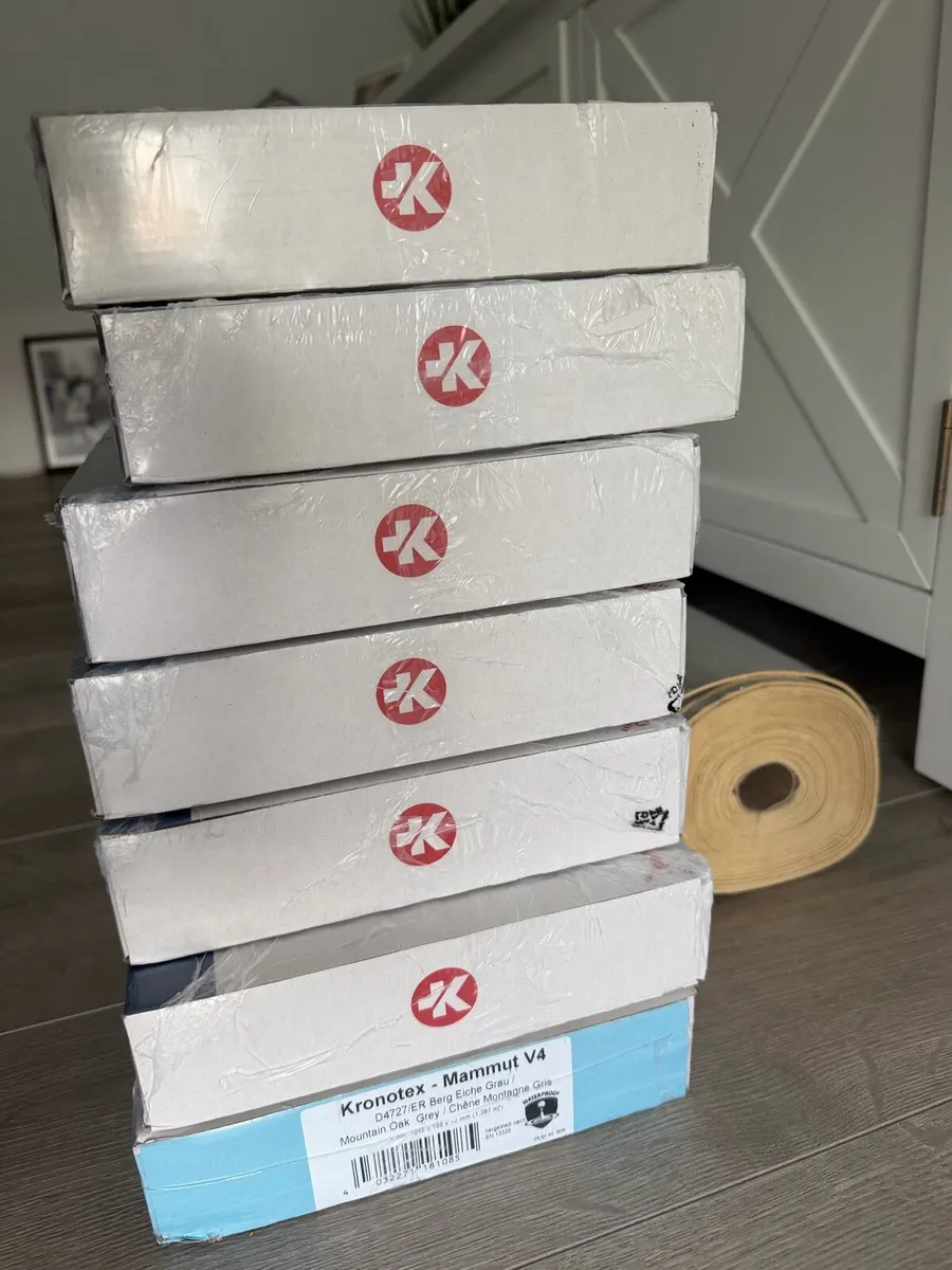 12MM MAMMUT 4V Mountain Oak Grey Flooring for Sale - Image 4