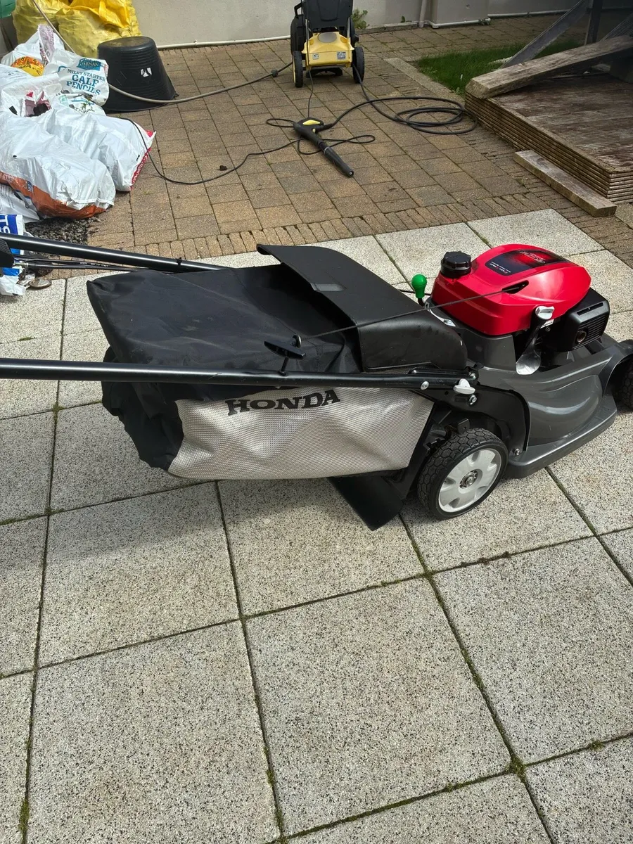 Lawn mower - Image 4