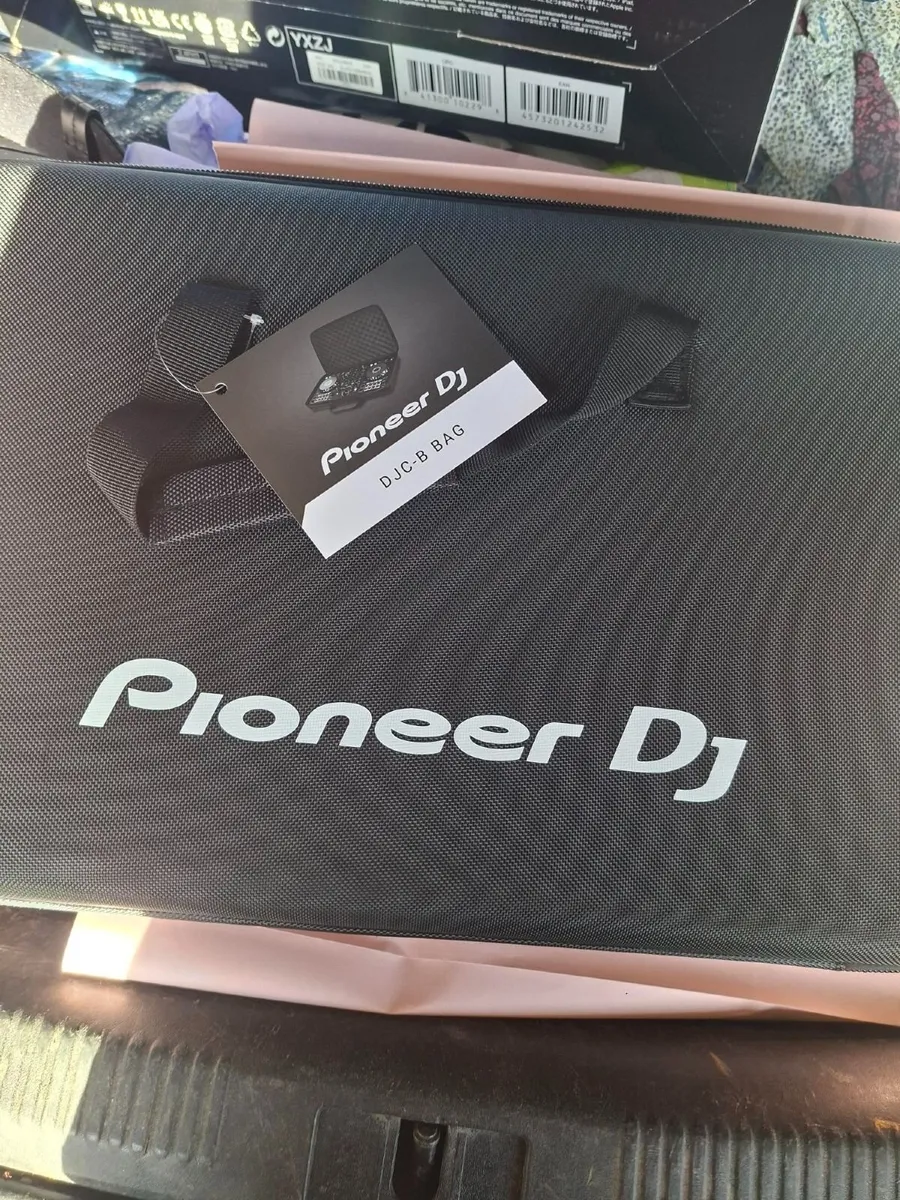 Pioneer DDJ - flx4 controller - Image 3