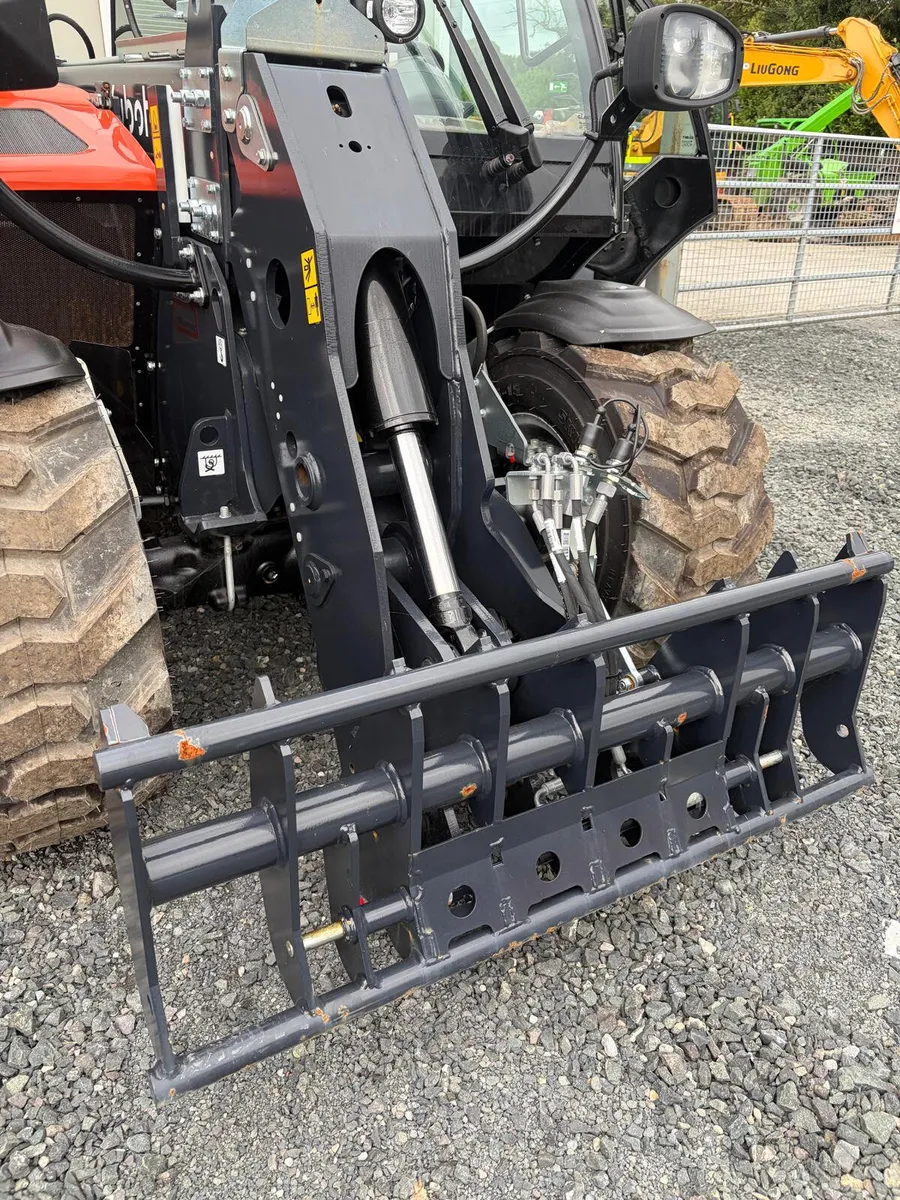 Kubota KTH4815-2 Compact Telehandler - Image 4