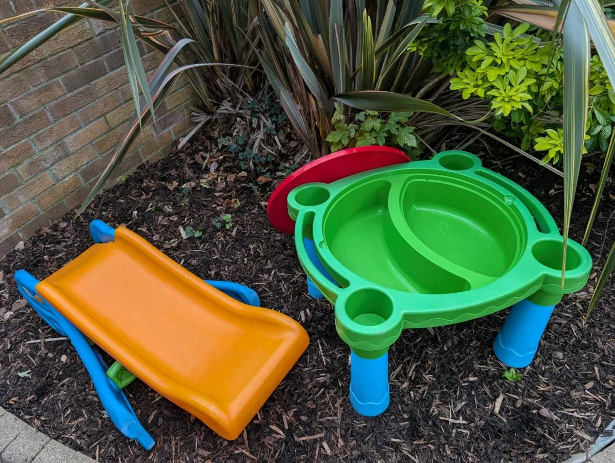 Kids slide and water/sand table - Image 3