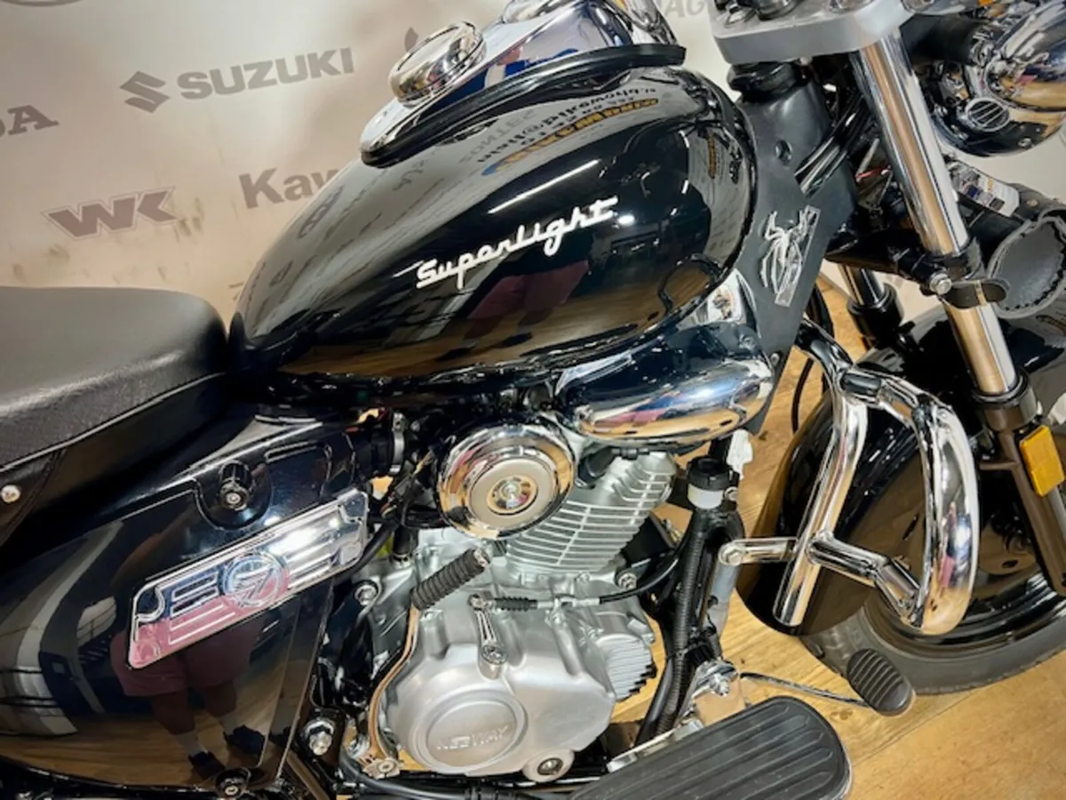PRE-OWNED KEEWAY Superlight 125 2025 - Image 4
