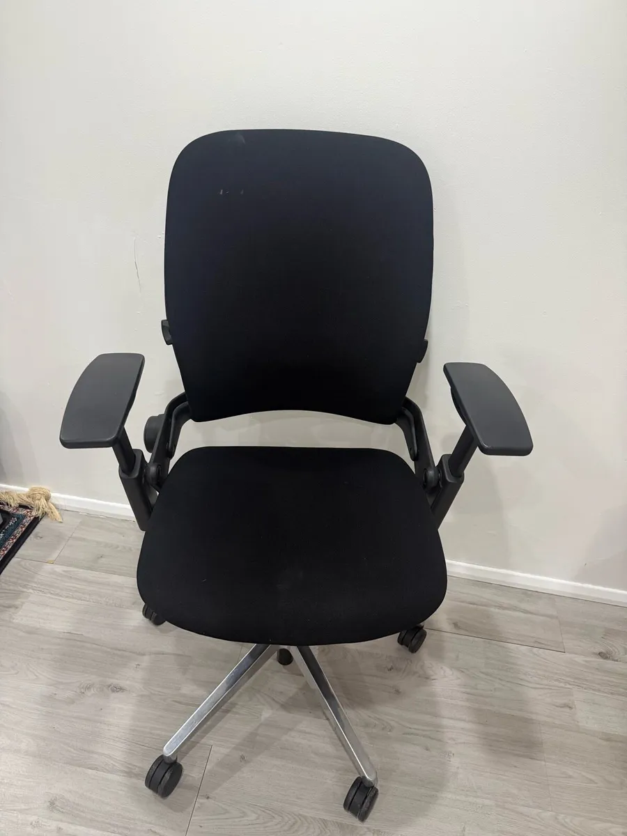 Steelcase Leap V2 Office Chair - Image 2