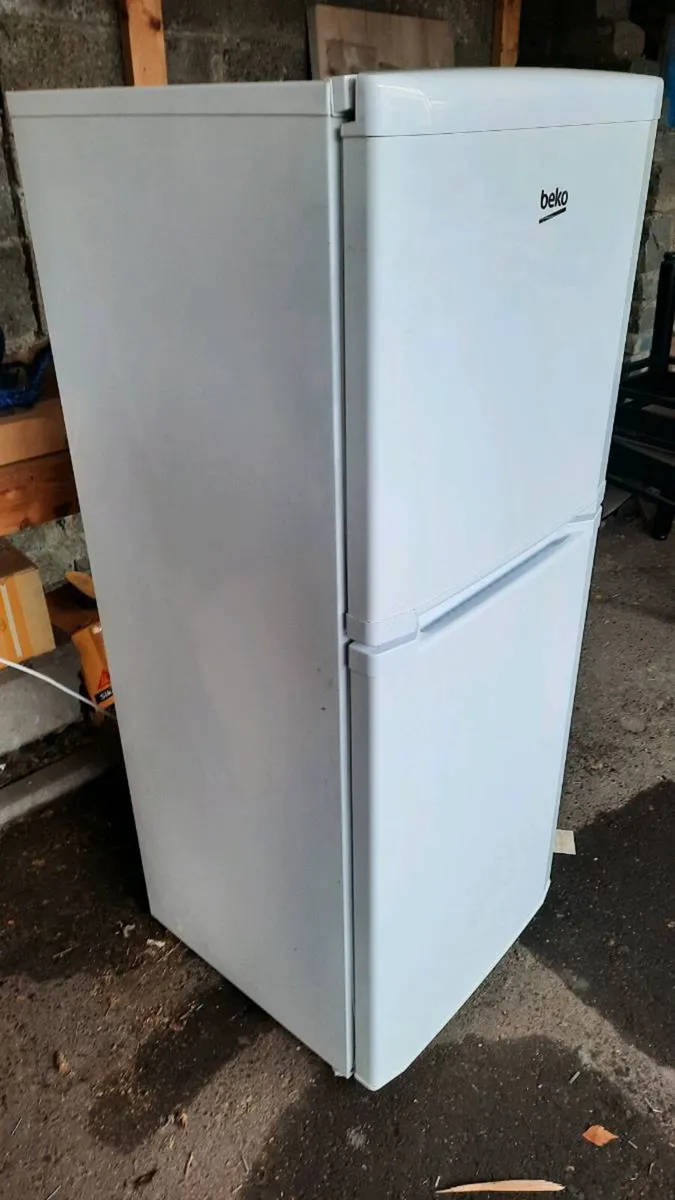 Fridge freezer - Image 1