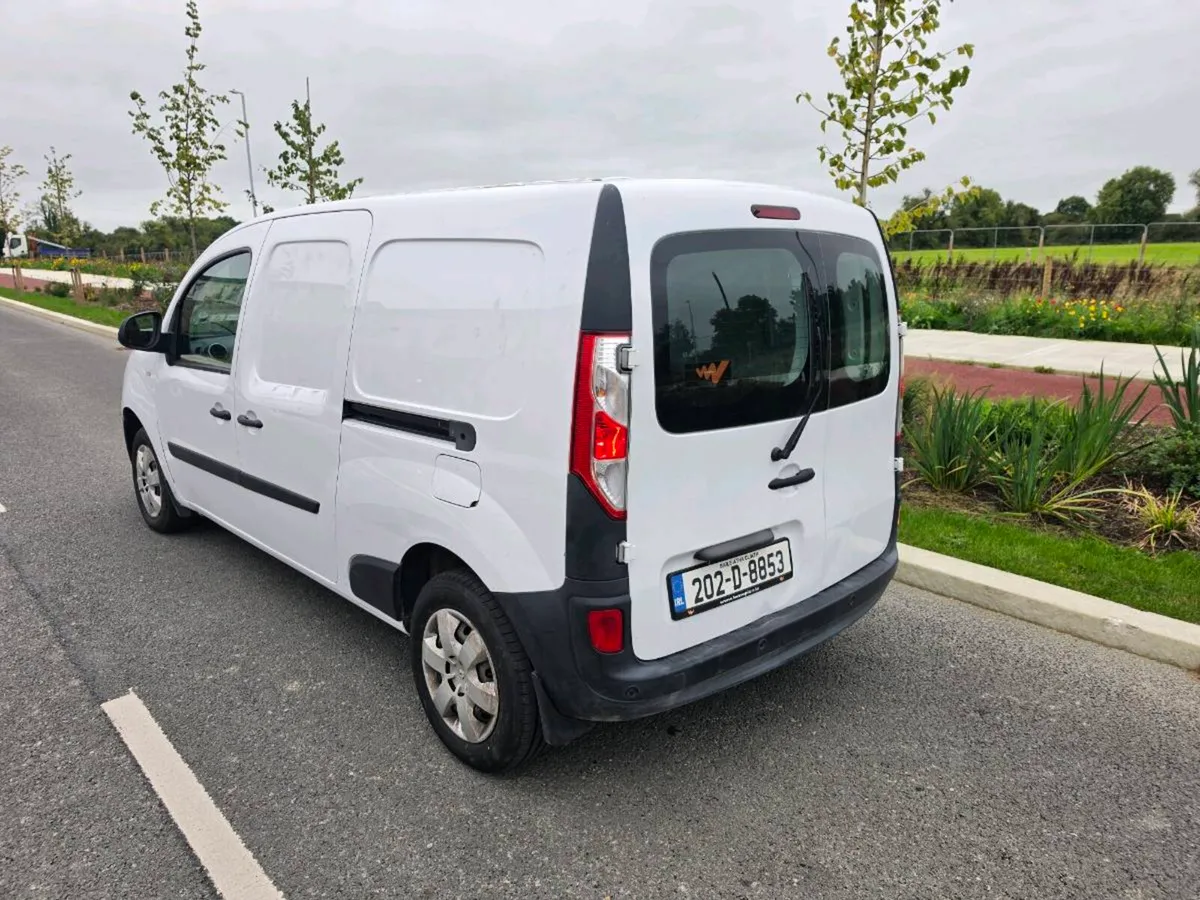 Renault kangoo 2020 Electric New cvrt - Image 4